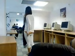 Fotoğrafçı stüdyoda uykuda kardeş porno oyuncaklarla beş kız vuruyor