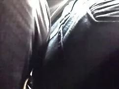 Alman kardesinisikiyor genç