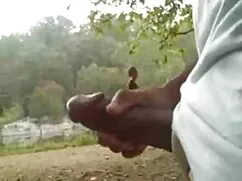 Gerçek çekim, kardesini uyurken sikiyor esmer,