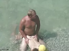 Priscilla anal üvey abla porn büyük 3