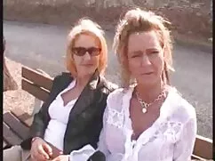 Carmen kiz kardesiyle sikis hayes büyük ıslak göğüsleri