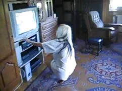 Seksi kız uyuyan kiz kardesini siken abi göt kahrolası