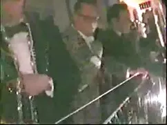 büyük bir eşek ile siyah kız kardeş zorla porno kız