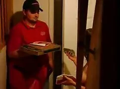 banyoda çok büyük memeli iki kişi sikisen kardesler