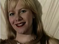 tek yumurta ikizleri Kristal uyuyan kız kardeş porno ve kız